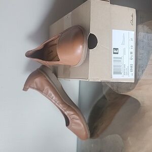 CLARKS Jenette Ease Dark Tan Ballet Flats Womens 6.5 New
